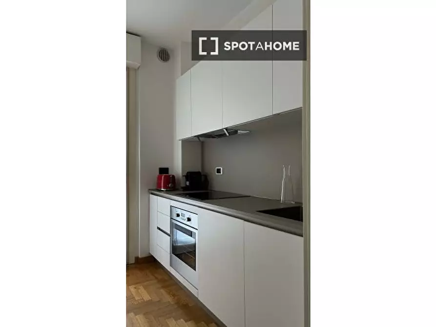 Immagine 10 di Appartamento in affitto  in Via Patroclo a Milano