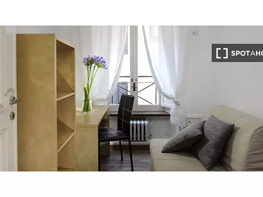 Immagine 5 di Appartamento in affitto  in Via dei Cartari a Roma