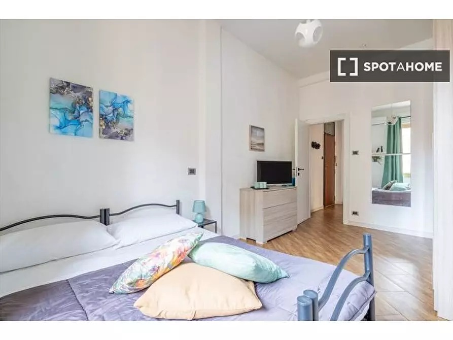 Immagine 3 di Appartamento in affitto  in Via degli Enotri a Roma