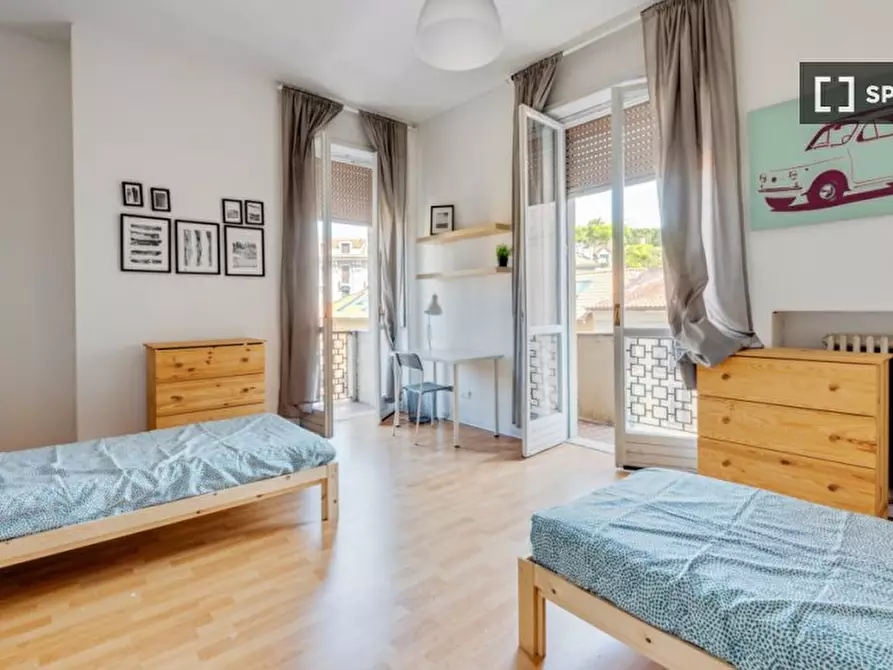 Immagine 1 di Camera condivisa in affitto  in Corso Di Porta Romana a Milano