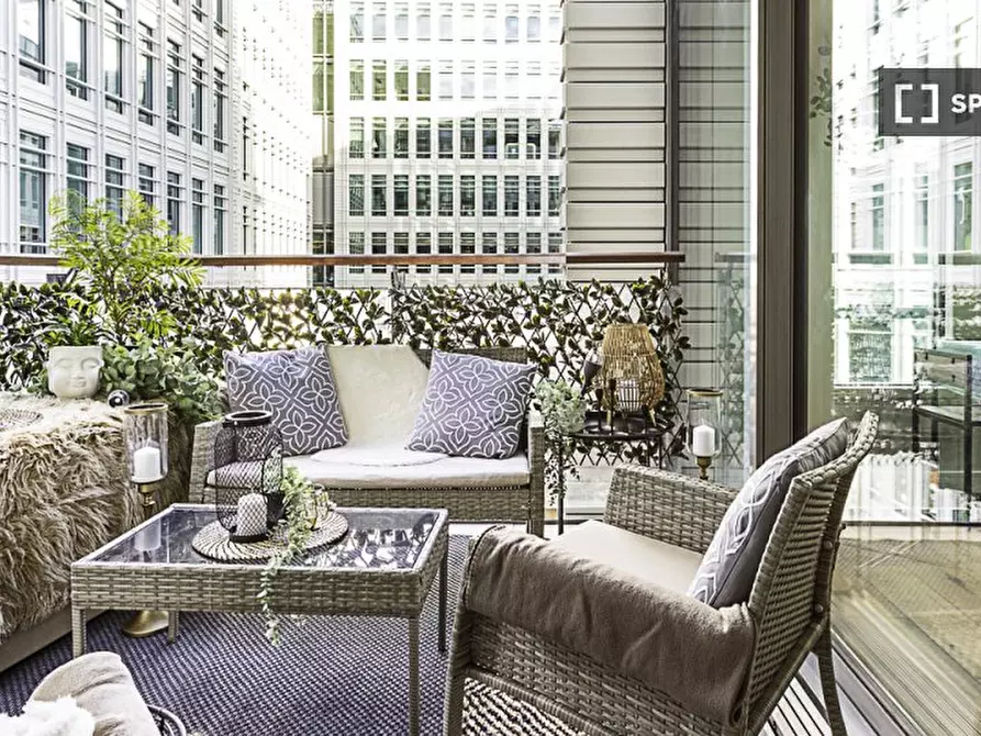 Immagine 16 di Ufficio in affitto  in Central Saint Giles Piazza a Camden Town