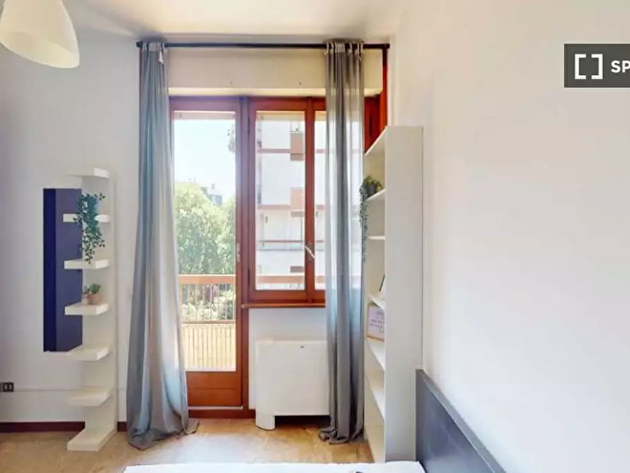 Immagine 1 di Camera condivisa in affitto  in Via Giuseppe Frua a Milano
