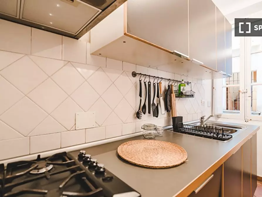 Immagine 10 di Appartamento in affitto  in Via del Colosseo a Roma