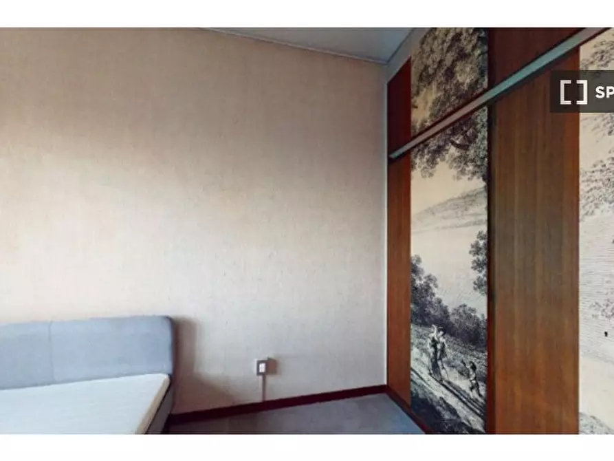 Immagine 2 di Camera condivisa in affitto  in Viale Gran Sasso a Milano