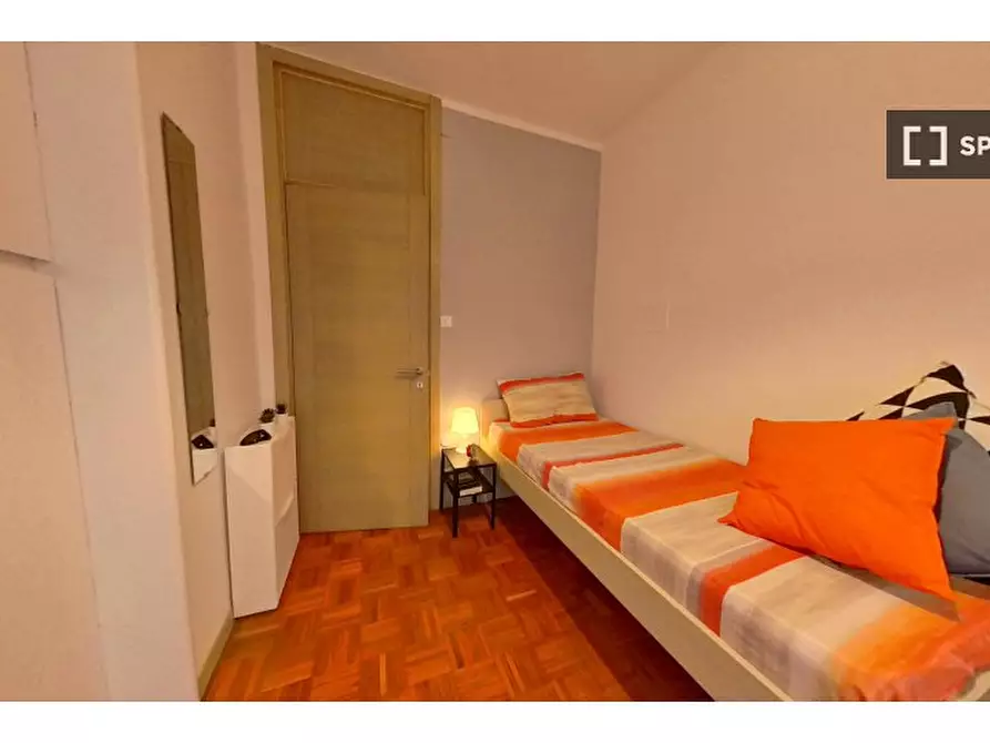Immagine 4 di Camera condivisa in affitto  in Via Pio X a Padova