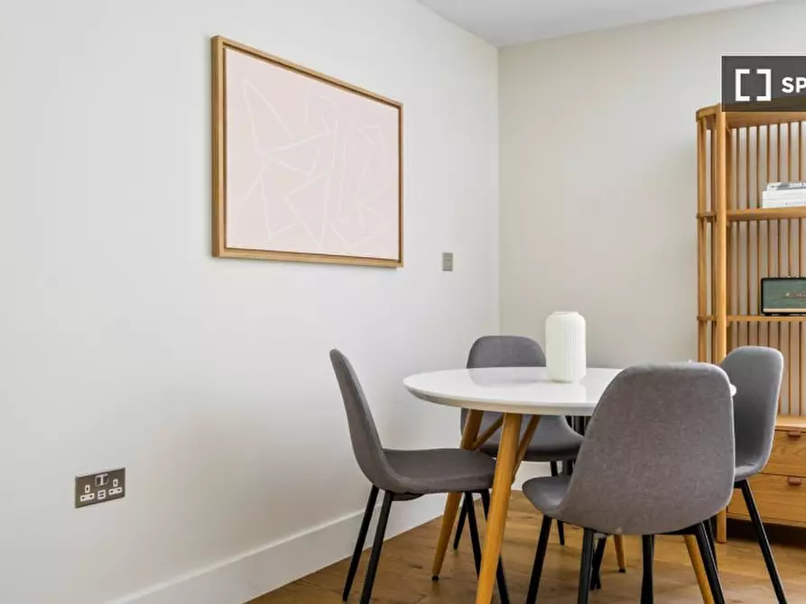 Immagine 6 di Appartamento in affitto  in Lower Marsh a Camberwell