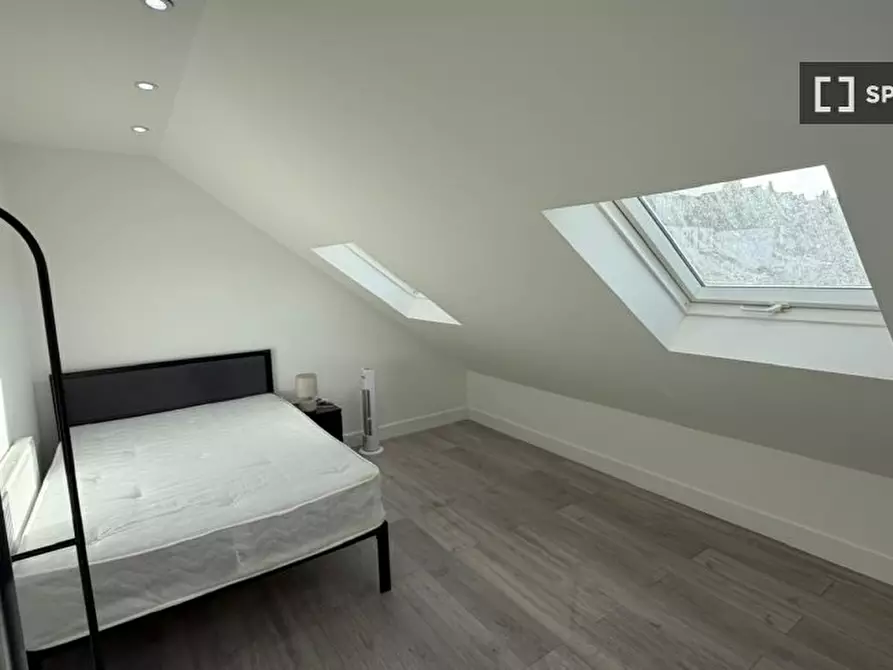 Immagine 7 di Appartamento in affitto  in Hill House Rd a Lambeth
