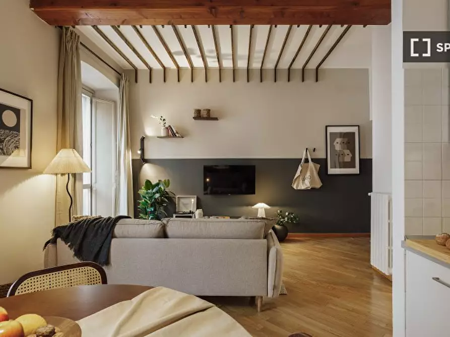Immagine 1 di Appartamento in affitto  in Via dell'Orso a Milano