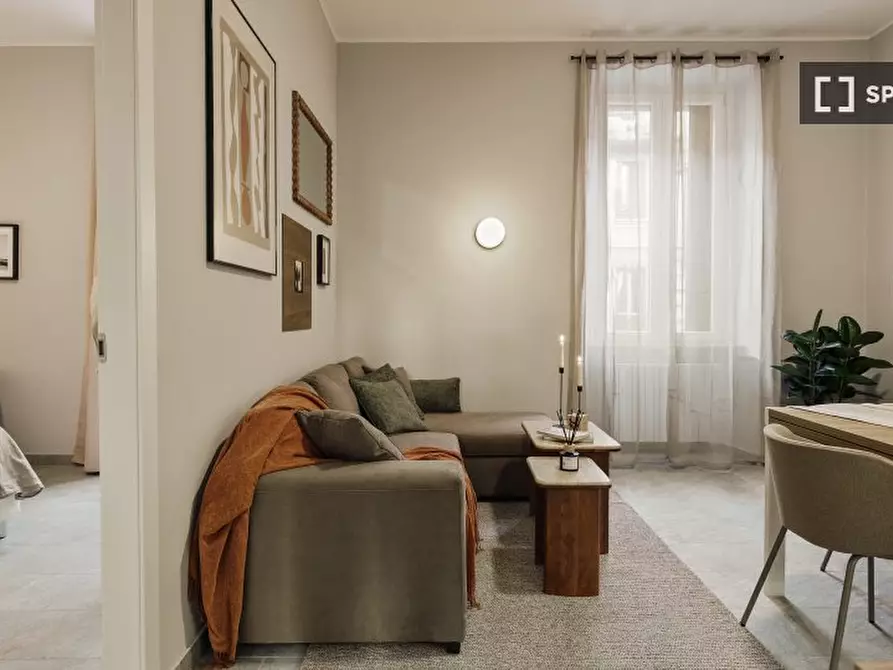 Immagine 2 di Appartamento in affitto  in Via Luigi Porro Lambertenghi a Milano