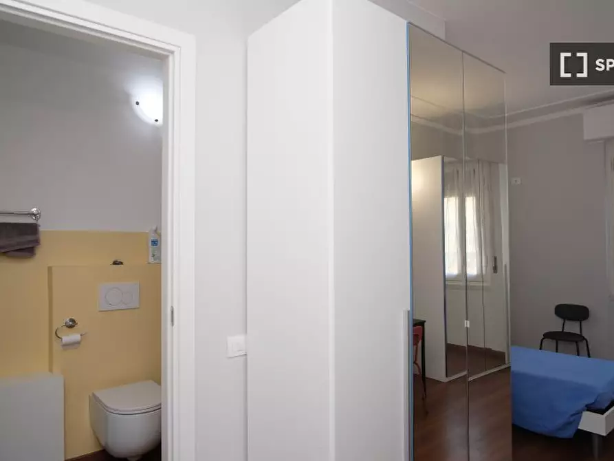 Immagine 16 di Camera condivisa in affitto  in Via del Sansovino a Firenze