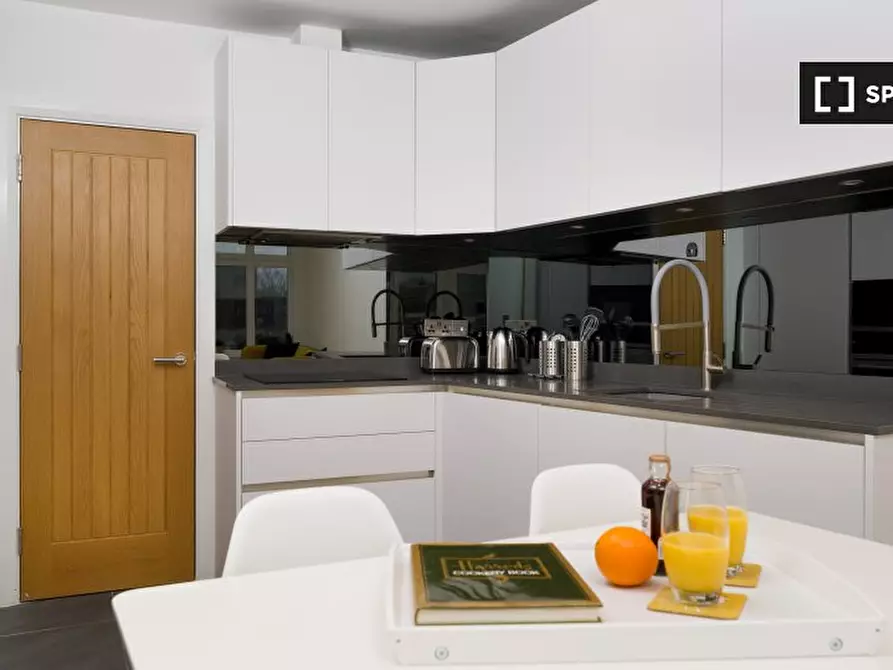 Immagine 6 di Appartamento in affitto  in -661 High Rd a Walthamstow