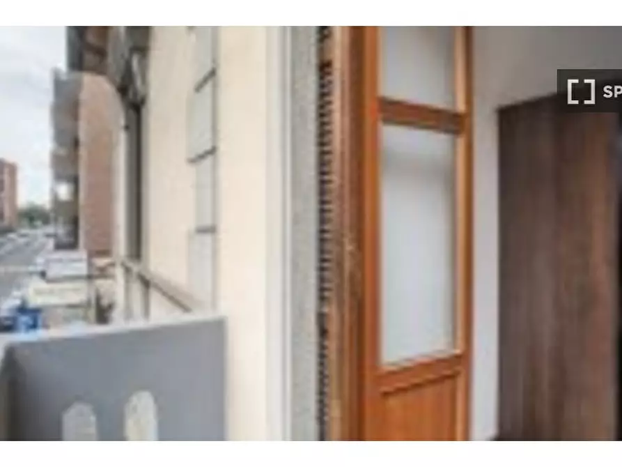 Immagine 17 di Camera condivisa in affitto  in Viale Sarca a Milano