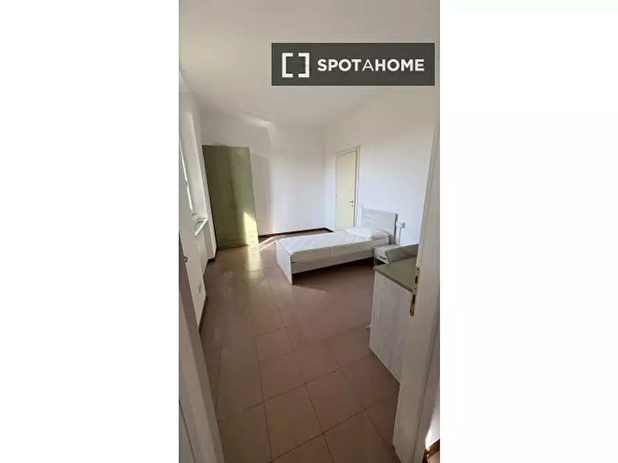 Immagine 1 di Camera condivisa in affitto  in Via Nicola Palmieri a Milano