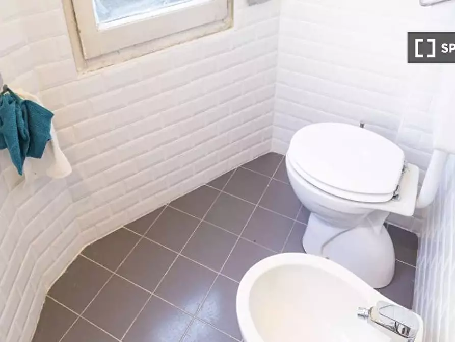 Immagine 11 di Camera condivisa in affitto  in Via Paolo Bassi a Milano