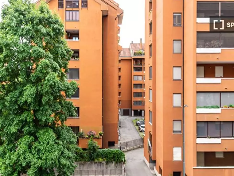 Immagine 16 di Camera condivisa in affitto  in Via fratelli Fraschini a Milano