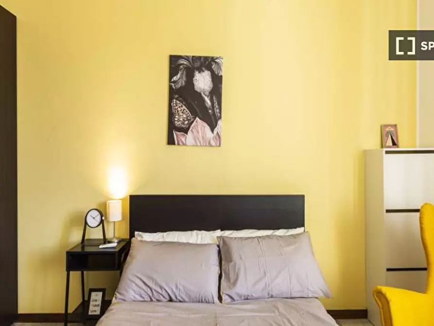 Immagine 1 di Camera condivisa in affitto  in VIALE LUCANIA a Milano