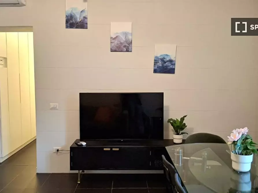 Immagine 14 di Appartamento in affitto  in Via Arnolfo di Cambio a Milano