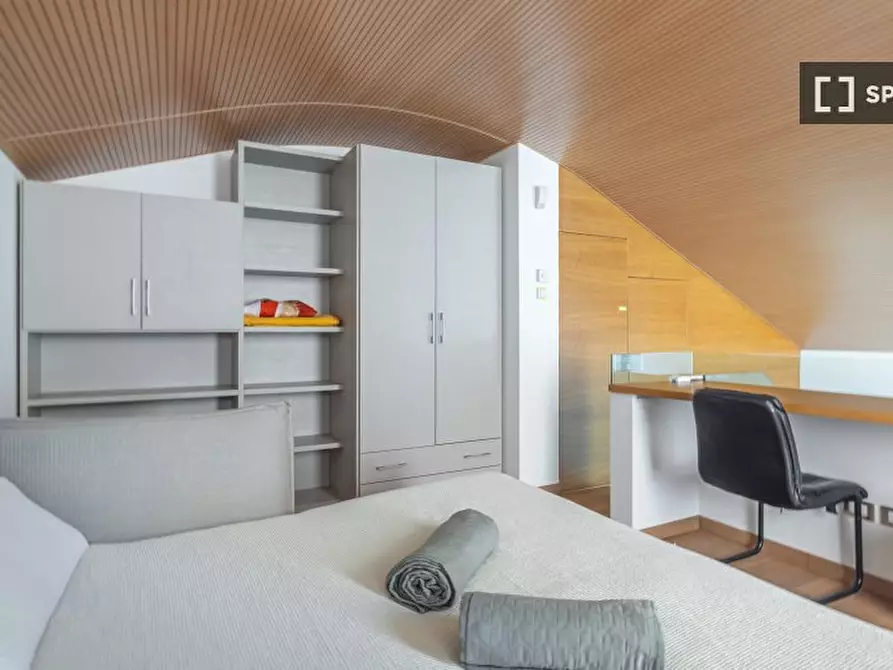 Immagine 16 di Appartamento in affitto  in Via Andrea Costa a Bologna