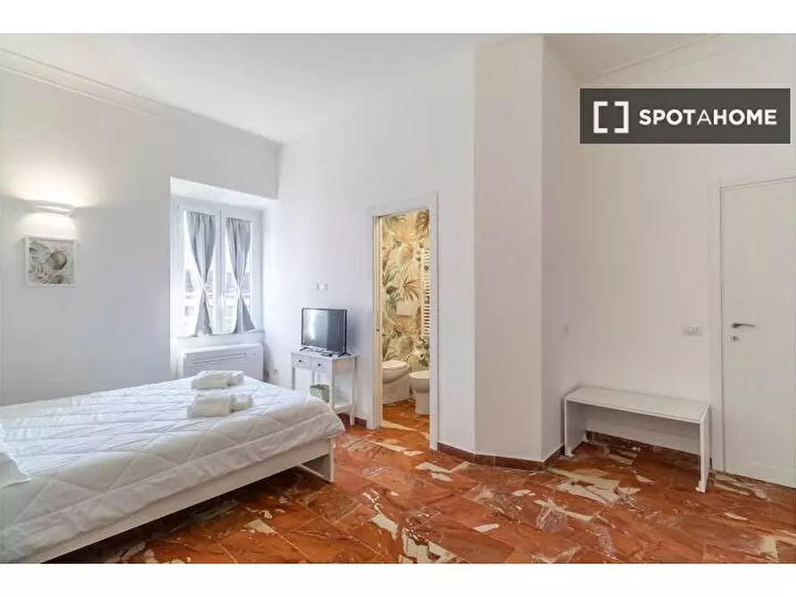 Immagine 15 di Appartamento in affitto  in Via Filippo Turati a Roma