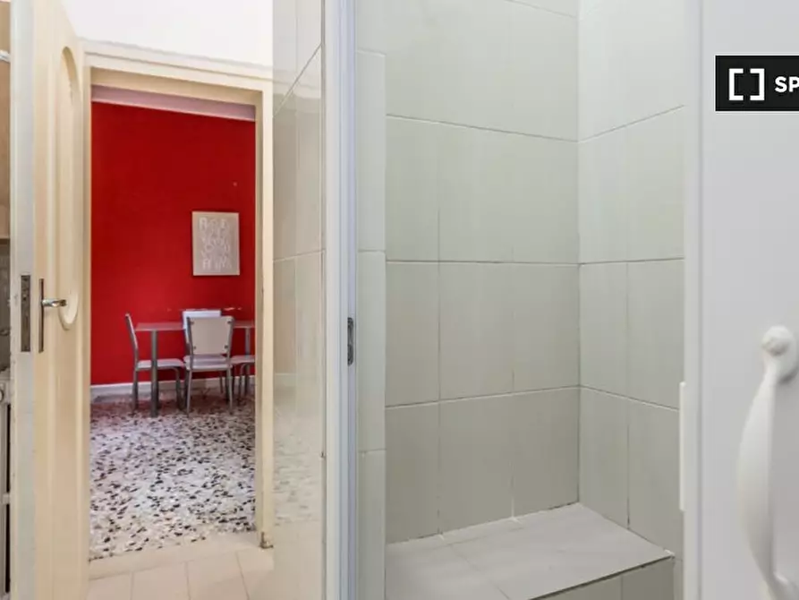 Immagine 18 di Camera condivisa in affitto  in Via Bambaglioli Graziolo a Bologna