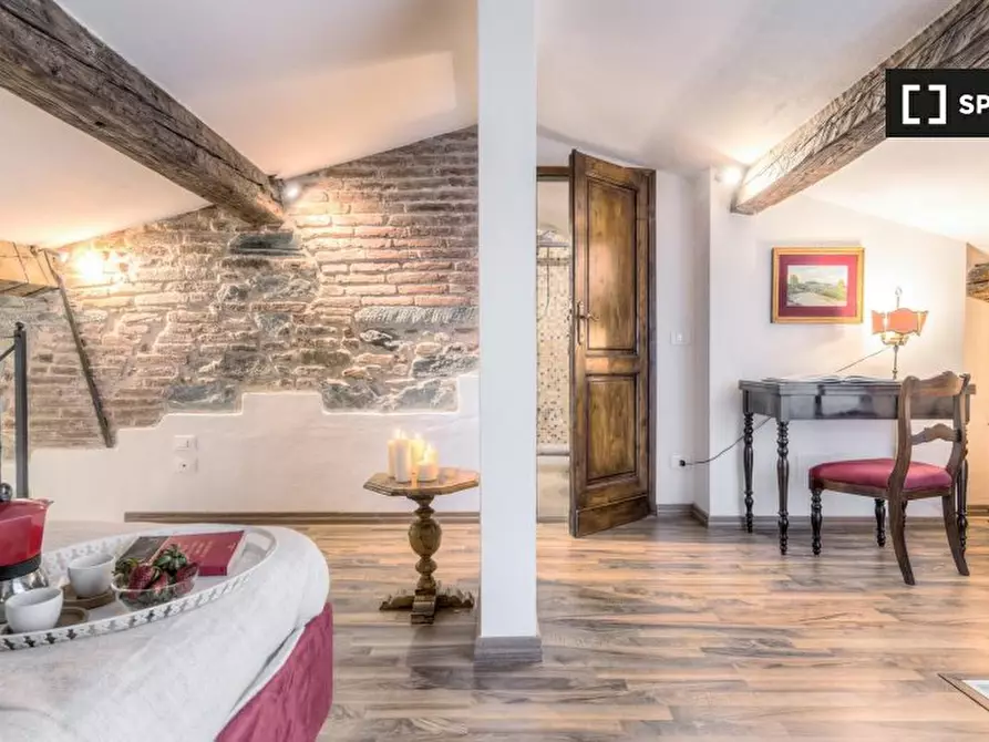 Immagine 9 di Appartamento in affitto  in Via dei Cerchi, 50122 Firenze FI, Italy a Firenze