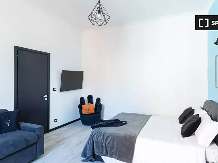 Immagine 12 di Appartamento in affitto  in Via Modena a Roma