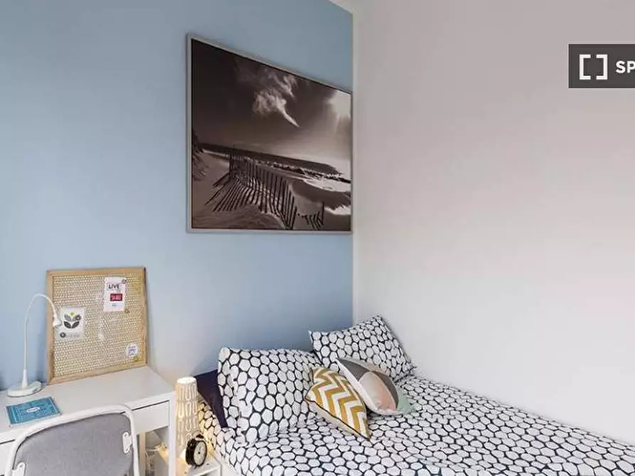 Immagine 13 di Camera condivisa in affitto  in Via Dei Mandorli Milan a Corsico