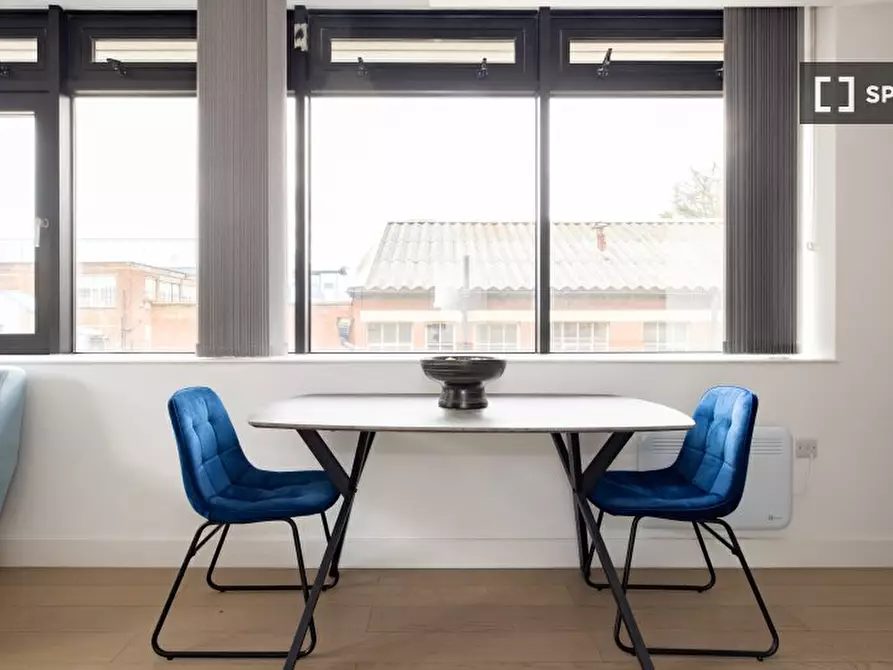 Immagine 7 di Appartamento in affitto  in Harlequin Ave a Hounslow