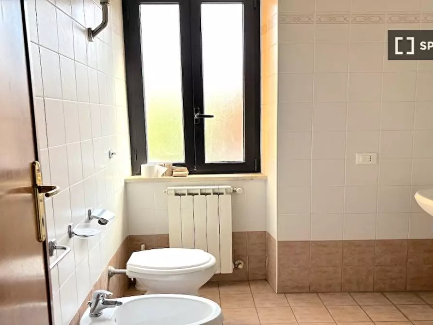 Immagine 7 di Camera condivisa in affitto  in Via Alessandro Brisse a Roma