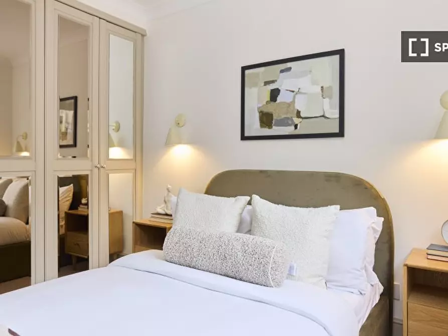 Immagine 3 di Appartamento in affitto  in Graces Mews a Paddington