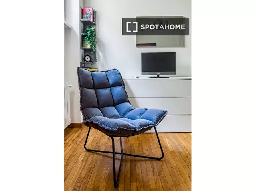 Immagine 2 di Appartamento in affitto  in Via Vacuna a Roma