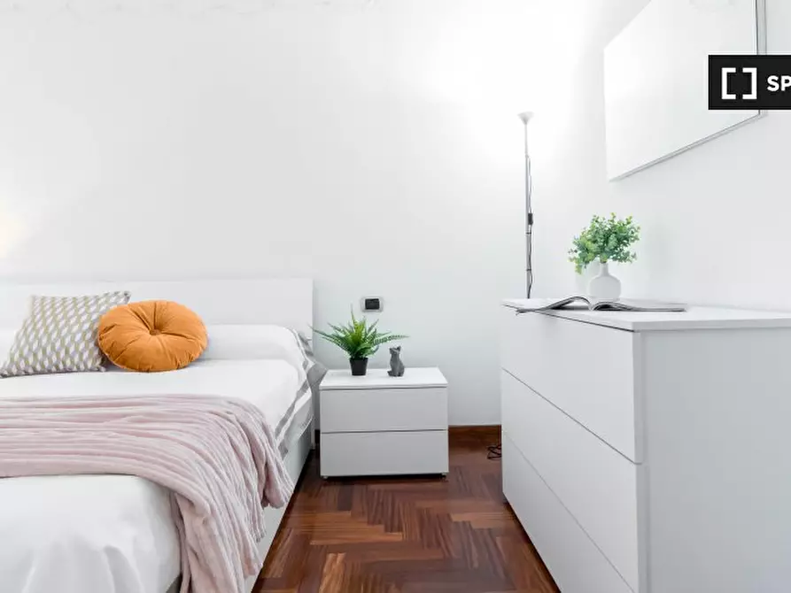 Immagine 3 di Camera condivisa in affitto  in Via Guido Guarini Matteucci a Milano