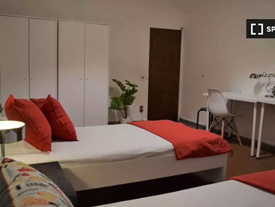 Immagine 2 di Camera condivisa in affitto  in Borgo Ognissanti a Firenze