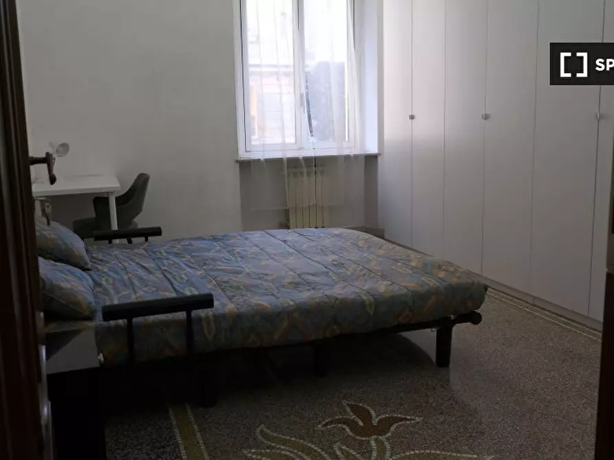 Immagine 4 di Camera condivisa in affitto  in Via Francesco Sivori a Genova