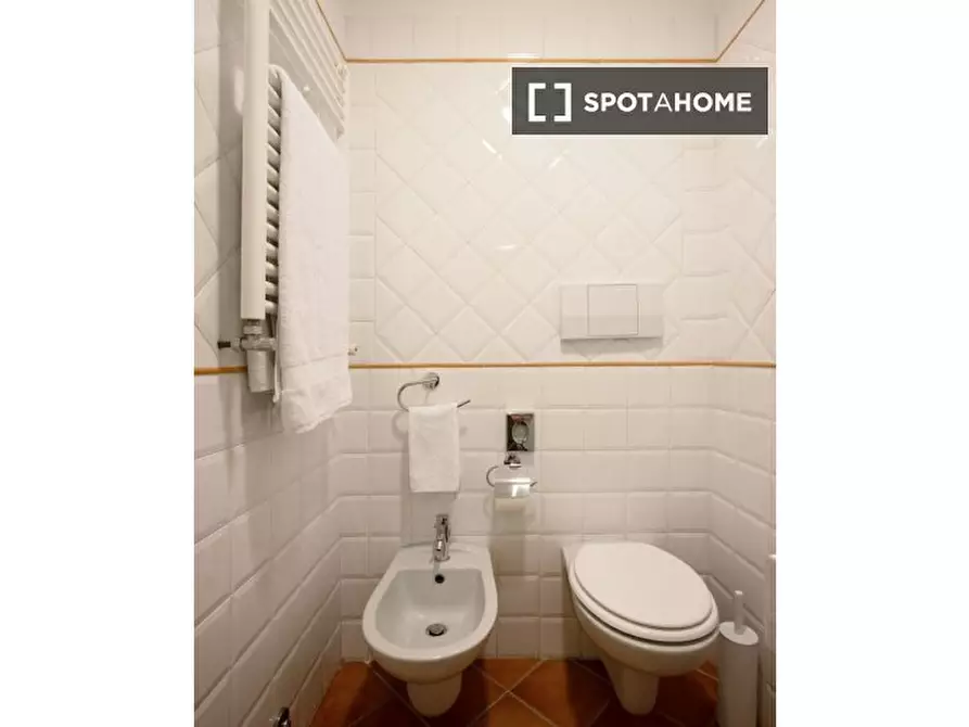 Immagine 8 di Appartamento in affitto  in Via Cavour a Roma