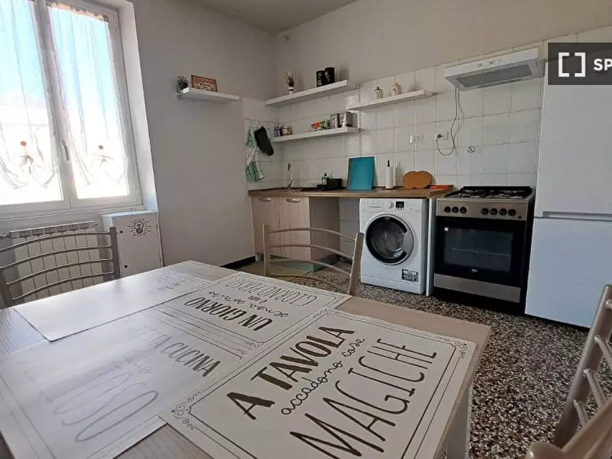 Immagine 8 di Camera condivisa in affitto  in SALITA PIANO DI ROCCA/9 a Genova