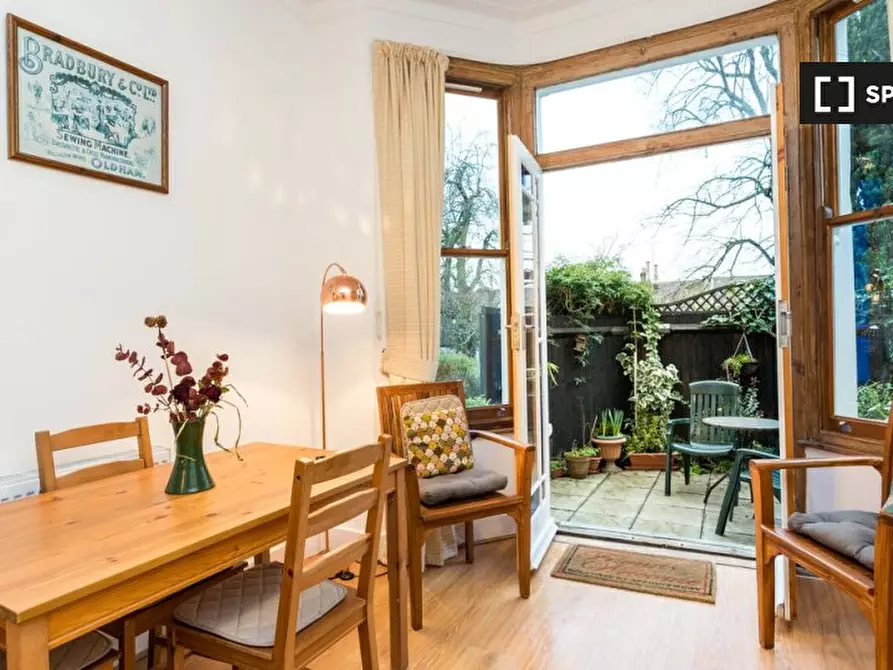 Immagine 8 di Appartamento in affitto  in C Ommaney Rd a Lewisham