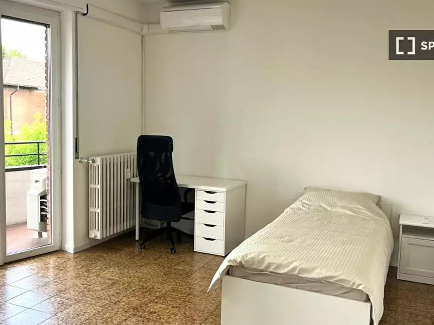 Immagine 17 di Appartamento in affitto  in Via Savona a Sesto San Giovanni
