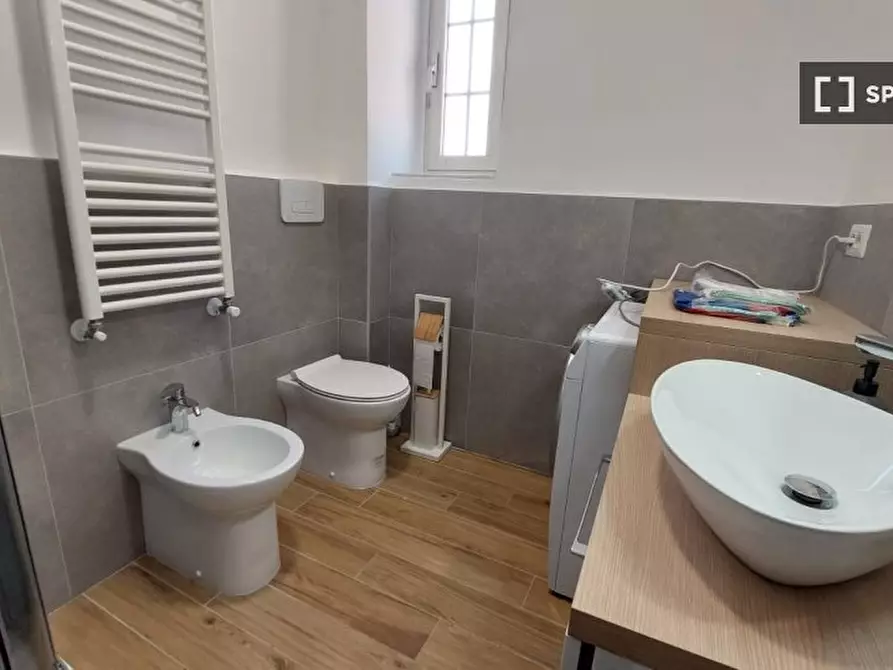 Immagine 5 di Appartamento in affitto  in Via la Spezia a Roma