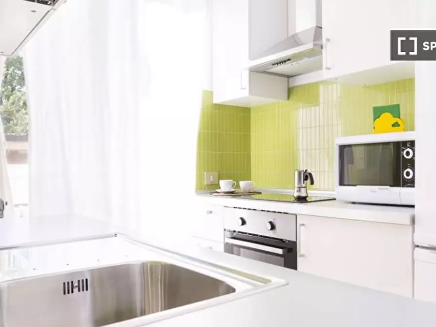 Immagine 9 di Camera condivisa in affitto  in Via Legnone a Milano