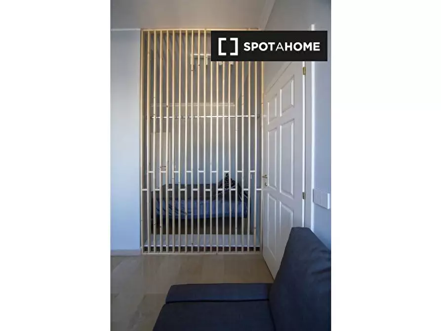 Immagine 7 di Appartamento in affitto  in Via dei Piatti a Milano