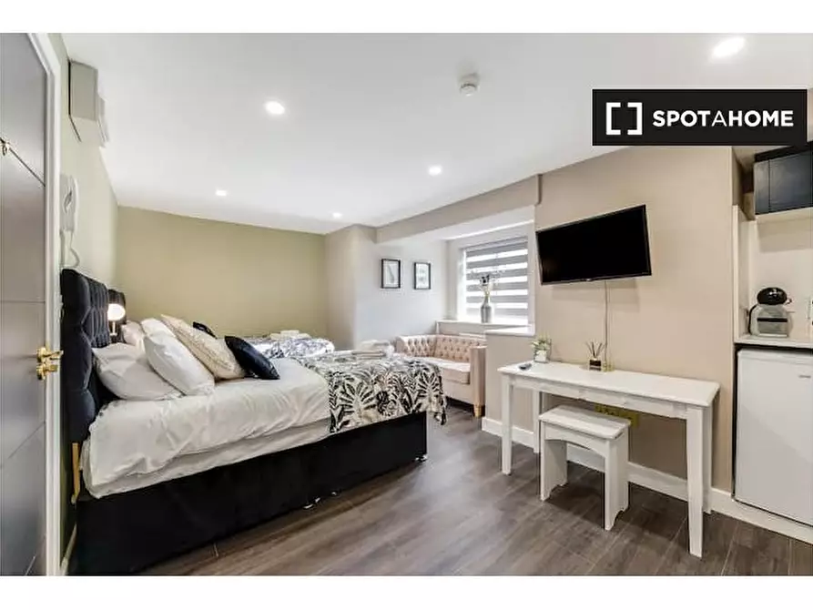 Immagine 8 di Ufficio in affitto  in Flat 25 High Rd a Tottenham