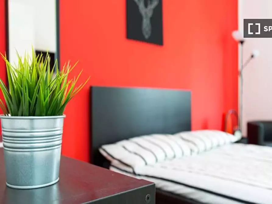 Immagine 4 di Camera condivisa in affitto  in Via Dei Mandorli Milan a Buccinasco