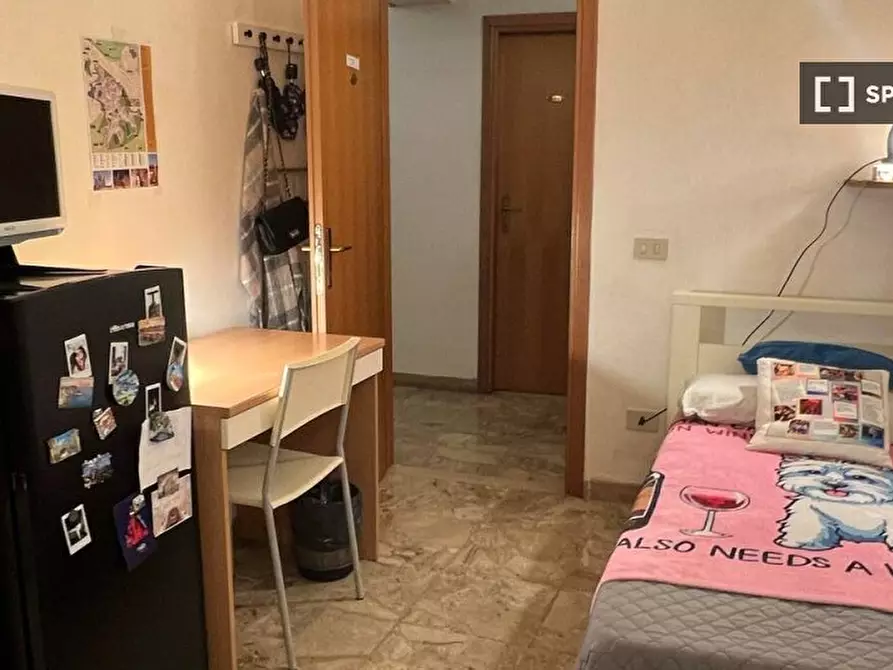 Immagine 7 di Residence in affitto  in Via del Porrione a Siena