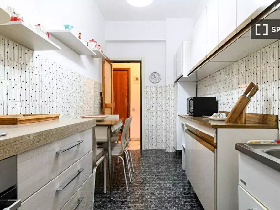 Immagine 6 di Appartamento in affitto  in Via Piegaro a Roma