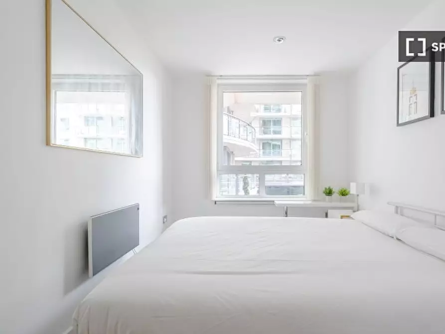 Immagine 14 di Appartamento in affitto  in St George Wharf a Lambeth