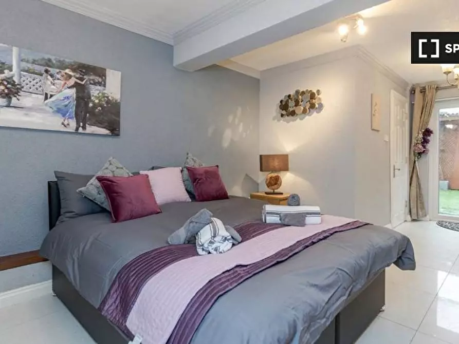 Immagine 11 di Ufficio in affitto  in Watford General Suites GFF Apartment a Watford