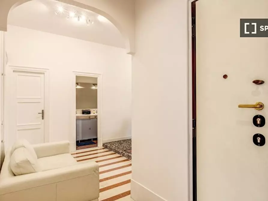 Immagine 13 di Appartamento in affitto  in Via Acaia a Roma