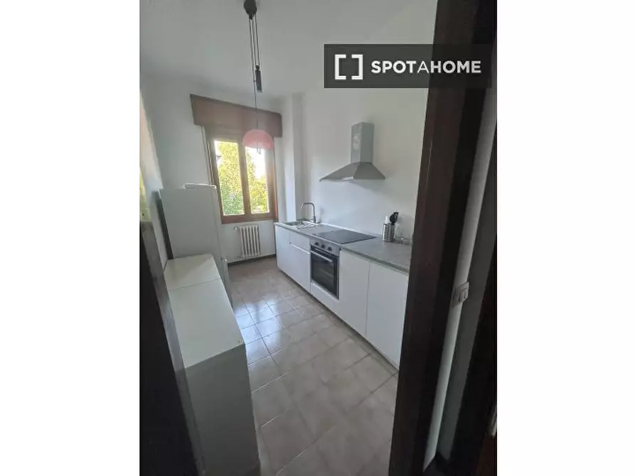 Immagine 7 di Camera condivisa in affitto  in del Risorgimento/a a Brescia