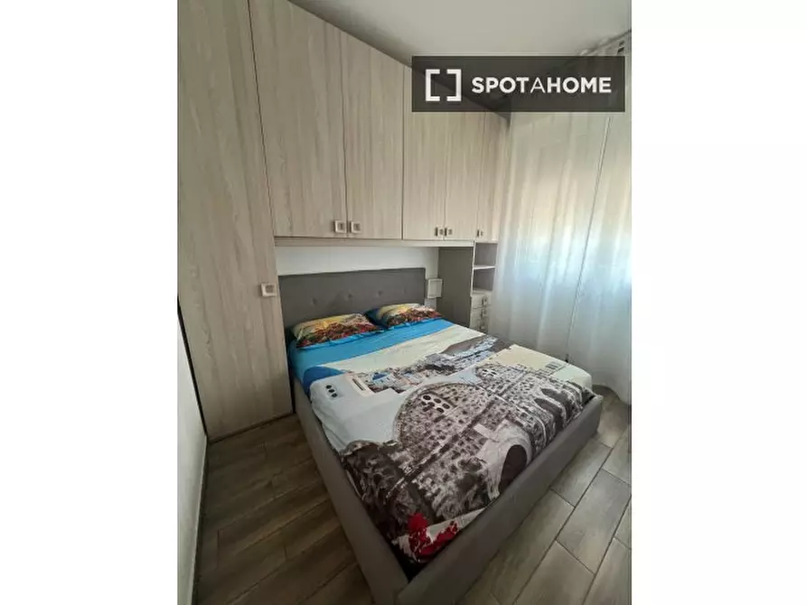 Immagine 12 di Camera condivisa in affitto  in Via dei Salici a Milano